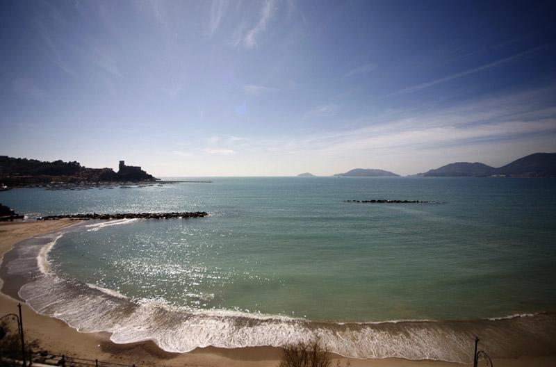 Ferienwohnung Il Terrazzo Sul Castello Lerici Exterior foto