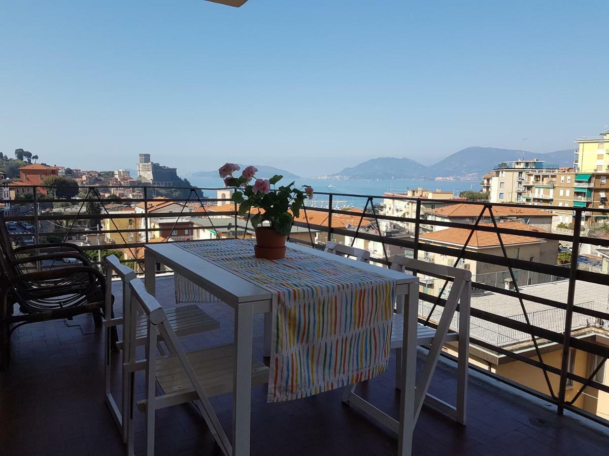 Ferienwohnung Il Terrazzo Sul Castello Lerici Exterior foto